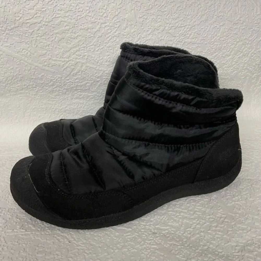 Keen Howser Fold Down Black Lined Winter Snow Ankle Boots Women 9.5M Thailand
